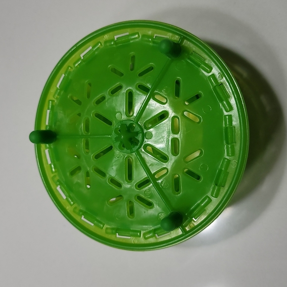 Starfrit Vegetable Steamer With Silicone Feet - Picture 3 of 5